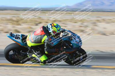 media/Dec-05-2024-Racers Edge (Thu) [[e102e0690b]]/3-B Group/Session 1 (Turn 9 Inside)/